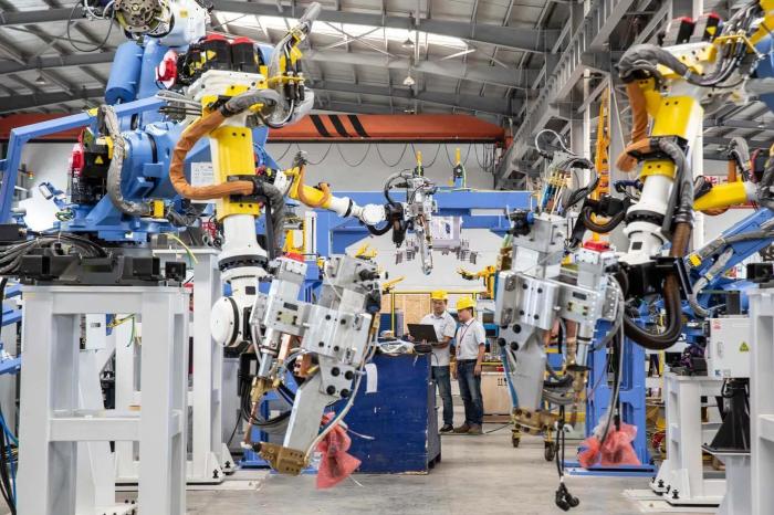 Análisis de las ventajas de diferentes materiales en el procesamiento de maquinaria a gran escala